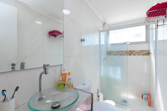 Banheiro de apartamento para alugar com 2 quartos, 60m² em Santana, São Paulo