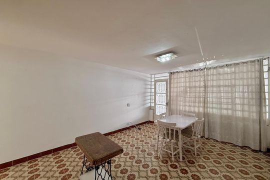 Sala de casa à venda com 2 quartos, 100m² em Vila Cordeiro, São Paulo