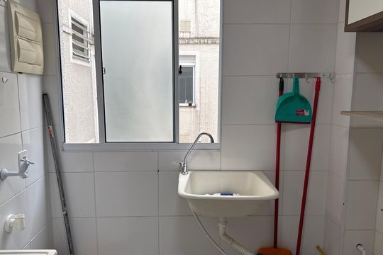 Área de Serviço de apartamento para alugar com 2 quartos, 40m² em Jardim Caiapiá, Cotia