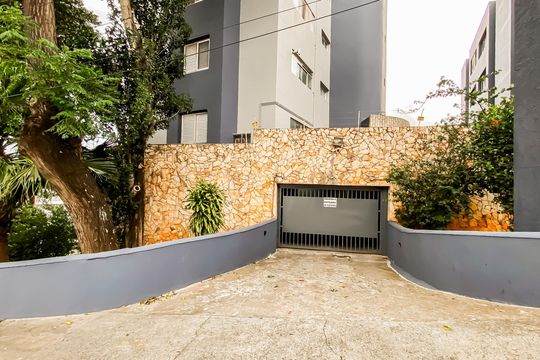 Fachada de apartamento para alugar com 3 quartos, 95m² em Chácara Cruzeiro do Sul, São Paulo