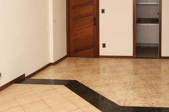 Sala de apartamento para alugar com 3 quartos, 90m² em Imbuí, Salvador