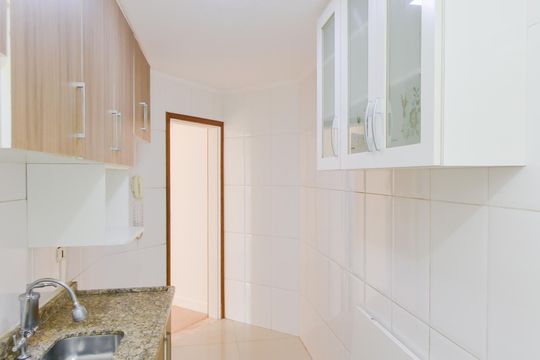 Cozinha de apartamento para alugar com 1 quarto, 48m² em Jardim Dourado, Guarulhos