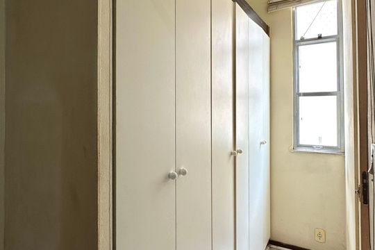 Quarto de apartamento à venda com 1 quarto, 30m² em Copacabana, Rio de Janeiro
