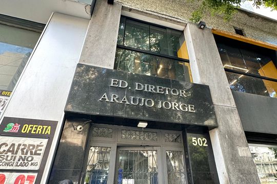 Fachada de apartamento à venda com 1 quarto, 30m² em Copacabana, Rio de Janeiro