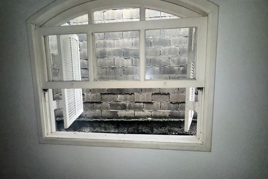 Vista Quarto 2 de casa para alugar com 3 quartos, 125m² em Jardim Eliane, Cotia