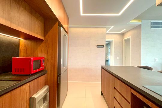 Cozinha de apartamento para alugar com 2 quartos, 80m² em Paraíso, São Paulo