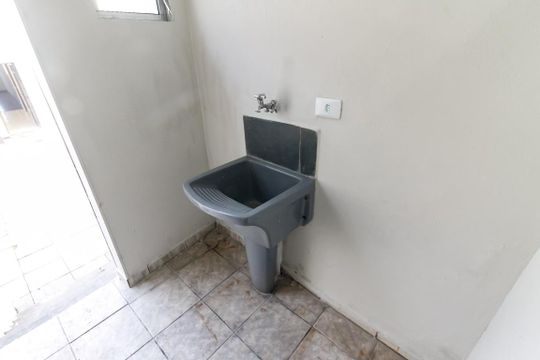 Área de Serviço de casa para alugar com 3 quartos, 120m² em Jardim Bom Tempo, Taboão da Serra