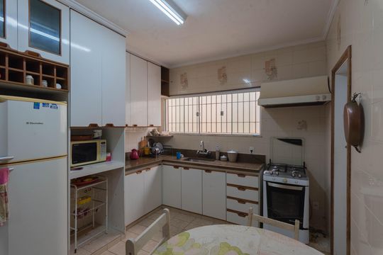 Cozinha de casa para alugar com 3 quartos, 280m² em Jardim Campos Elíseos, Campinas