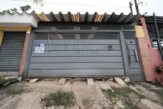 Fachada de casa à venda com 3 quartos, 140m² em Jardim Brasilia (zona Leste), São Paulo