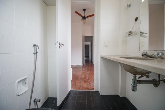 Banheiro Suite de apartamento para alugar com 3 quartos, 80m² em Tijuca, Rio de Janeiro