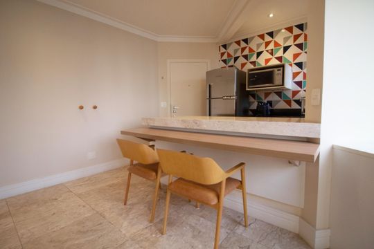 Cozinha de apartamento para alugar com 1 quarto, 54m² em Jardim Paulistano, São Paulo