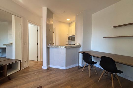 Sala de apartamento para alugar com 1 quarto, 42m² em Jardim Paulistano, São Paulo