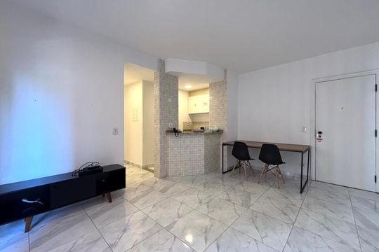 Sala de apartamento para alugar com 1 quarto, 48m² em Jardim Paulistano, São Paulo