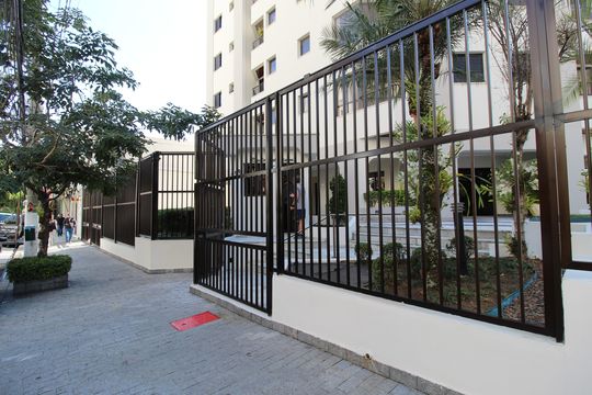 Fachada e Portaria de apartamento para alugar com 2 quartos, 54m² em Vila Nova Conceição, São Paulo