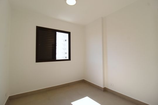 Quarto 2 de apartamento para alugar com 2 quartos, 54m² em Vila Nova Conceição, São Paulo