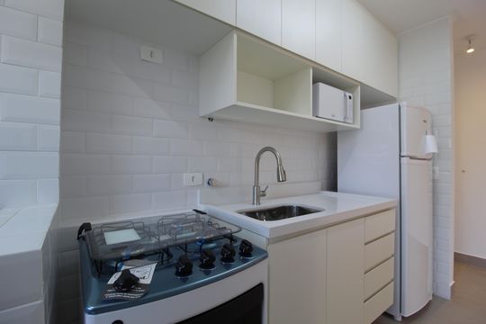 Cozinha de apartamento para alugar com 2 quartos, 54m² em Vila Nova Conceição, São Paulo