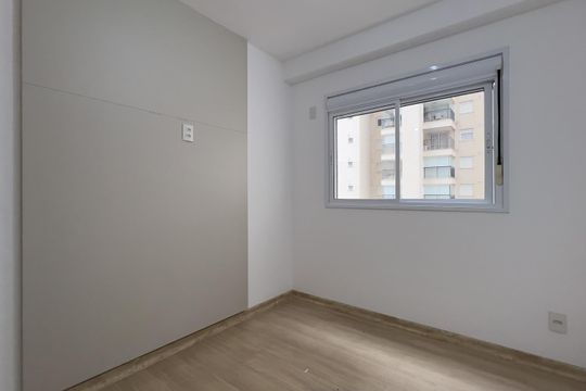 Suíte de apartamento para alugar com 2 quartos, 68m² em Jardim Flor da Montanha, Guarulhos