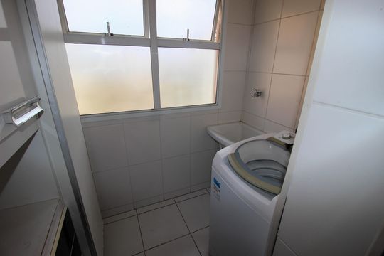 Área de Serviço de apartamento para alugar com 2 quartos, 62m² em Jardim Gonçalves, Sorocaba