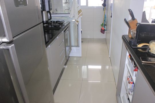 Cozinha de apartamento para alugar com 2 quartos, 59m² em Gopoúva, Guarulhos