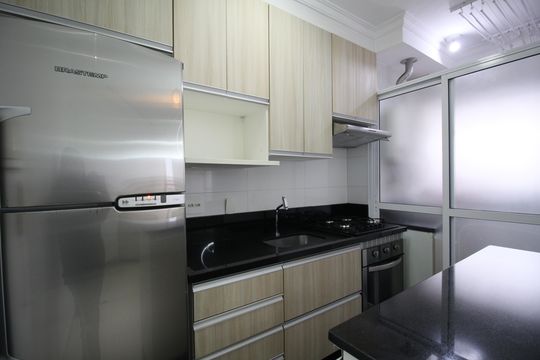 Cozinha - Armários de apartamento para alugar com 2 quartos, 52m² em Parque Taboão, Taboão da Serra