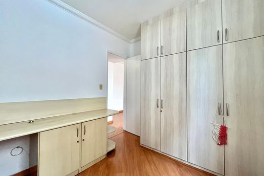 Quarto 1 de apartamento para alugar com 2 quartos, 70m² em Vila Clementino, São Paulo
