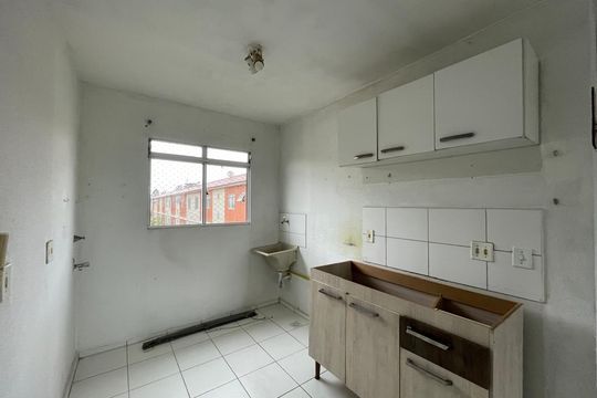 Cozinha de apartamento para alugar com 2 quartos, 42m² em São Miguel, São Leopoldo