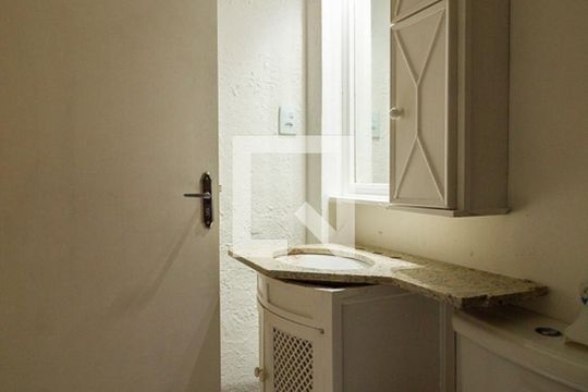 Casa à venda com 4 quartos, 170m² em Vila Natalia, São Paulo