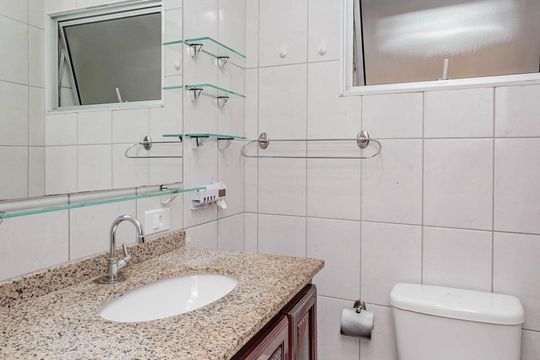 Banheiro de apartamento à venda com 2 quartos, 86m² em Cambuci, São Paulo