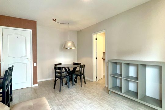 Sala de apartamento para alugar com 1 quarto, 50m² em Jardim Paulista, São Paulo