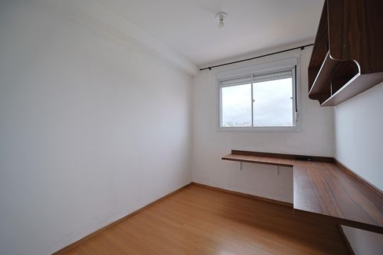 Quarto 2 de apartamento para alugar com 2 quartos, 38m² em Vila Nhocune, São Paulo