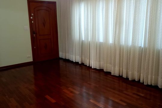 Casa à venda com 3 quartos, 210m² em Vila Isolina Mazzei, São Paulo