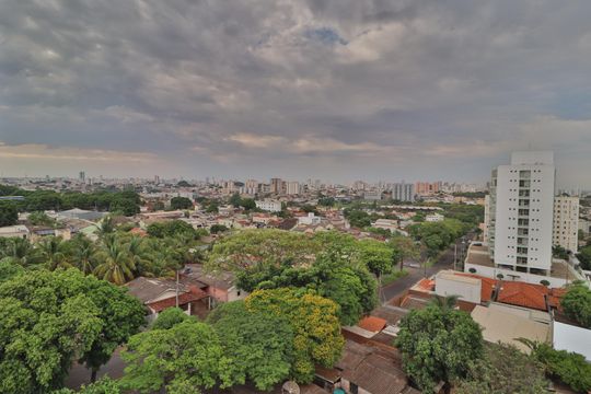 Vista da Sacada de apartamento para alugar com 2 quartos, 60m² em Presidente Roosevelt, Uberlândia