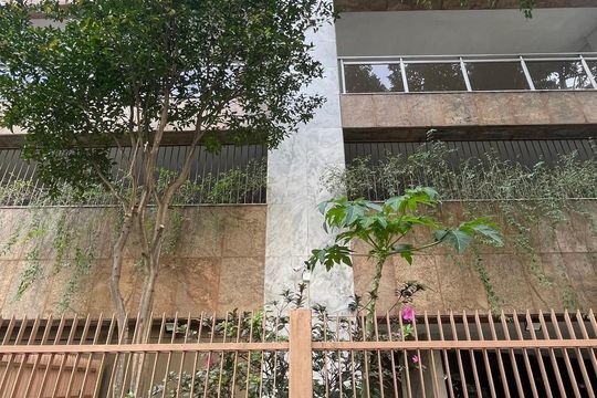 Fachada de apartamento à venda com 3 quartos, 180m² em Tijuca, Rio de Janeiro