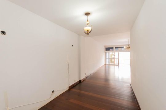 Sala de apartamento à venda com 3 quartos, 180m² em Tijuca, Rio de Janeiro