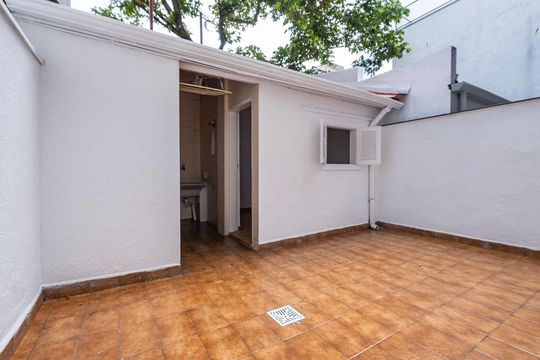 Quintal de casa de condomínio para alugar com 2 quartos, 110m² em Paraíso, São Paulo