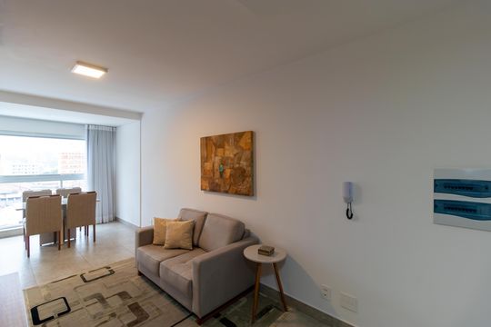 Sala de kitnet/studio para alugar com 1 quarto, 43m² em Centro, Campinas