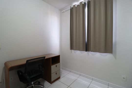 Quarto 2 de apartamento para alugar com 2 quartos, 50m² em Brasil, Uberlândia