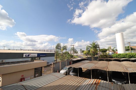 Vista de apartamento para alugar com 2 quartos, 50m² em Brasil, Uberlândia