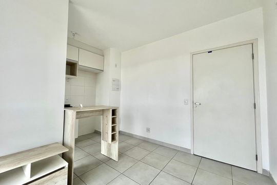Sala de apartamento à venda com 3 quartos, 56m² em Vila Paulista, São Paulo