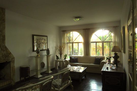 Casa para alugar com 3 quartos, 500m² em Adalgisa, Osasco