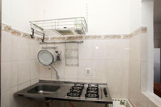 Cozinha de apartamento para alugar com 1 quarto, 34m² em Centro Histórico, Porto Alegre