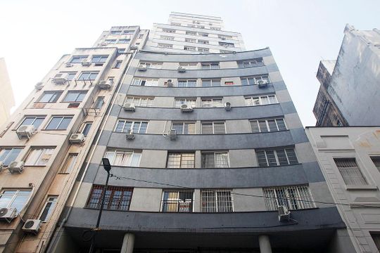Fachada de apartamento para alugar com 1 quarto, 34m² em Centro Histórico, Porto Alegre
