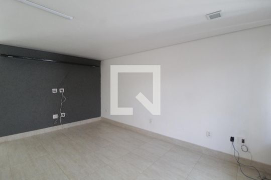 Sala de casa para alugar com 4 quartos, 450m² em Tibery, Uberlândia