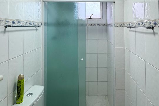 Banheiro Social de apartamento para alugar com 2 quartos, 62m² em Santa Terezinha, São Bernardo do Campo