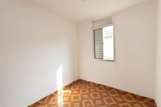 Quarto 1 de apartamento para alugar com 2 quartos, 56m² em Jardim Bonifacio, São Paulo