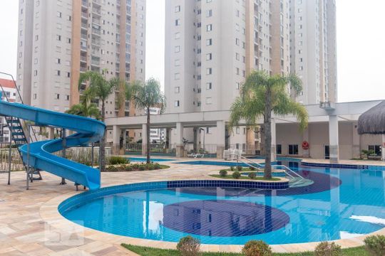 Piscina de apartamento para alugar com 2 quartos, 59m² em Usina Piratininga, São Paulo