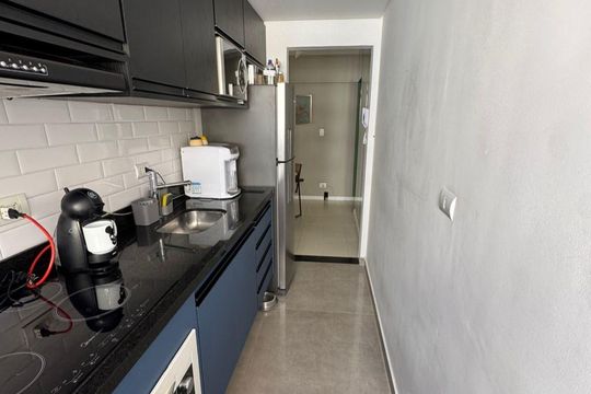 Cozinha  de apartamento à venda com 1 quarto, 49m² em Vila Nova Conceição, São Paulo