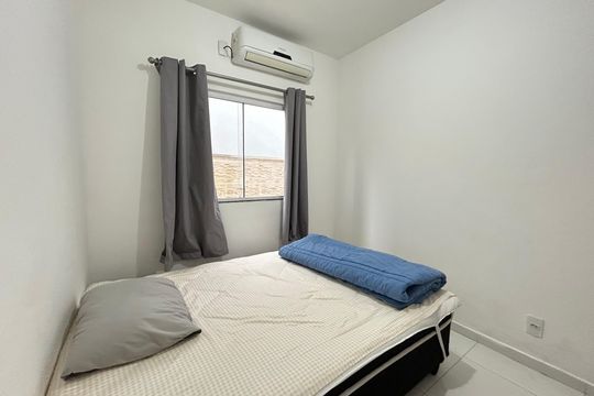 Quarto 2 de casa para alugar com 2 quartos, 100m² em São João do Rio Vermelho, Florianópolis