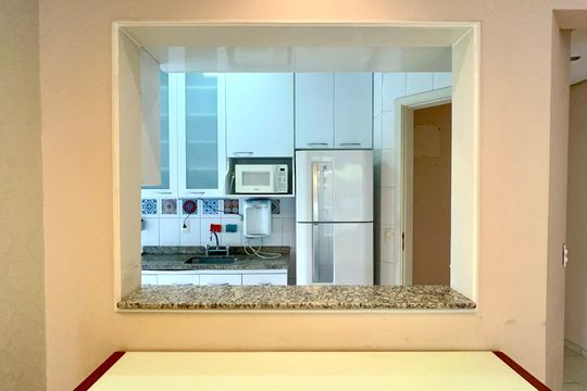 Cozinha de apartamento à venda com 2 quartos, 64m² em Sumaré, São Paulo