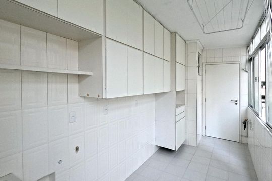Área de Serviço de apartamento para alugar com 3 quartos, 180m² em Gonzaga, Santos